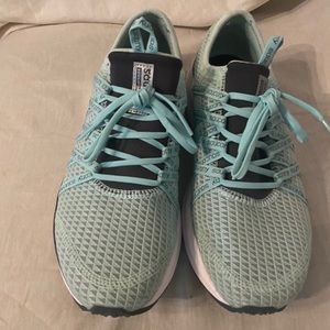 Saucony Mint Green versafoam Sway